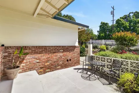 Exterior - 8133 E Peerless Ave, Orangevale, CA 95662 photo 3 of 13