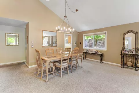 Dining - 6837 Thunderhead Cir, Orangevale, CA 95662 photo 1 of 10