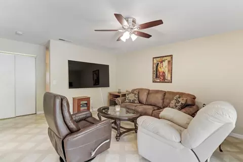 Living - 6837 Thunderhead Cir, Orangevale, CA 95662 photo 4 of 7