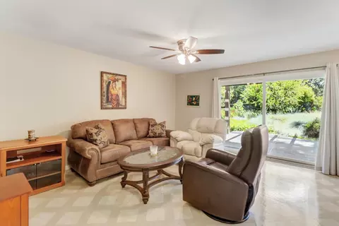 Living - 6837 Thunderhead Cir, Orangevale, CA 95662 photo 5 of 7