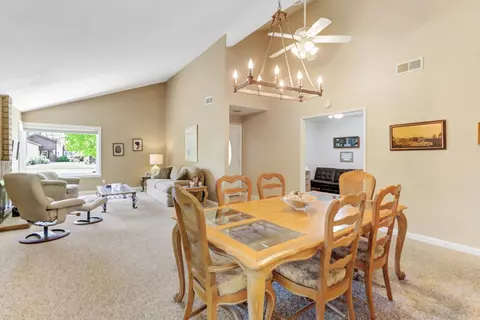 Dining - 6837 Thunderhead Cir, Orangevale, CA 95662 photo 6 of 10