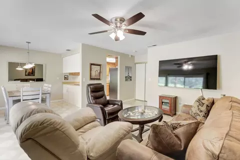 Living - 6837 Thunderhead Cir, Orangevale, CA 95662 photo 7 of 7