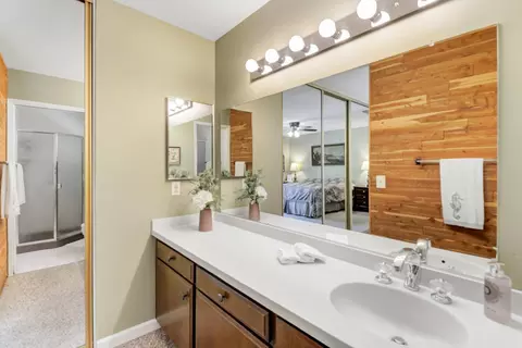 Bath - 6837 Thunderhead Cir, Orangevale, CA 95662 photo 1 of 4