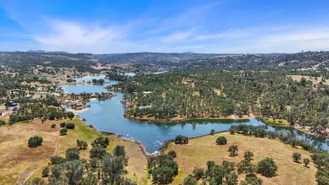 View/Area - 157 Bridle Point Cir, Copperopolis, CA 95228 photo 2 of 20