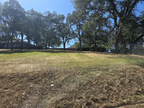 2197 Partridge Dr, Valley Springs, CA 95252