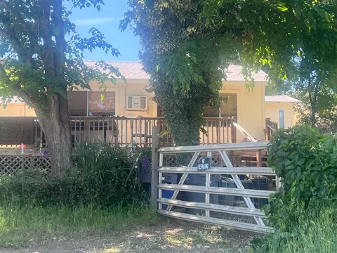 10678 Peoria Rd, Browns Valley, CA 95918
