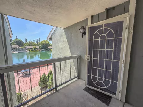 3660 W Benjamin Holt Dr #12, Stockton, CA 95219