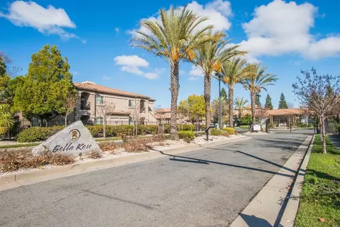 4200 E Commerce Way #1813, Sacramento, CA 95834