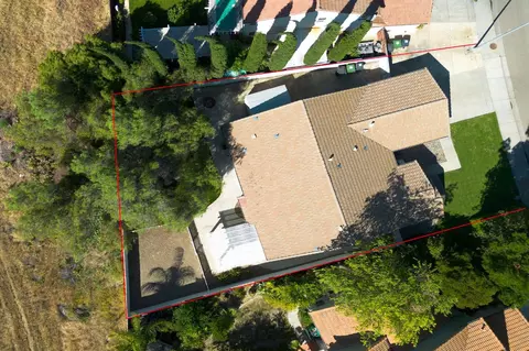 View/Area - 2338 Carol Ann Dr, Tracy, CA 95377 photo 2 of 4
