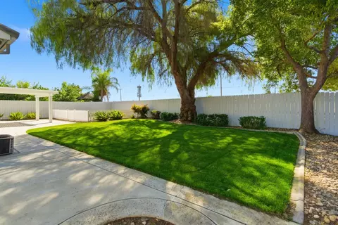 Exterior - 2338 Carol Ann Dr, Tracy, CA 95377 photo 6 of 9