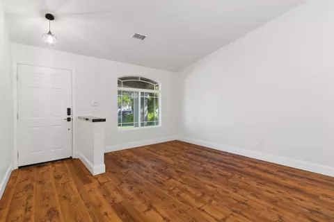 Living - 2338 Carol Ann Dr, Tracy, CA 95377 photo 1 of 7