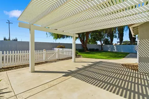 Exterior - 2338 Carol Ann Dr, Tracy, CA 95377 photo 4 of 9