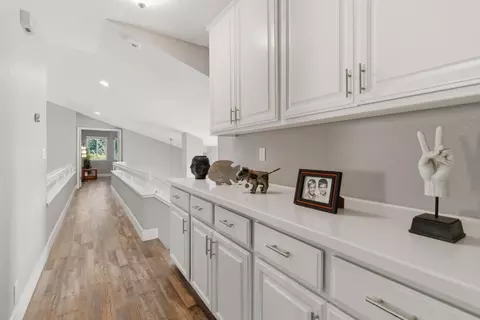 Entry Way - 1009 Copper Lake Ct, Modesto, CA 95355 photo 9 of 9