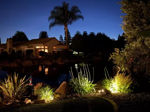 Exterior - 1009 Copper Lake Ct, Modesto, CA 95355 photo 17 of 23