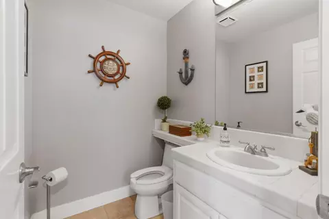 Bath - 1009 Copper Lake Ct, Modesto, CA 95355 photo 1 of 3
