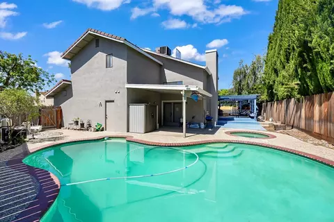 Exterior - 2809 Fleming Ct, Modesto, CA 95356 photo 4 of 10