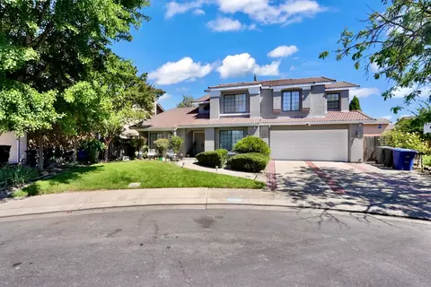 Exterior - 2809 Fleming Ct, Modesto, CA 95356 photo 2 of 10