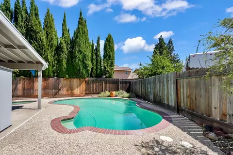Exterior - 2809 Fleming Ct, Modesto, CA 95356 photo 5 of 10
