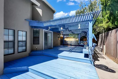 Exterior - 2809 Fleming Ct, Modesto, CA 95356 photo 7 of 10