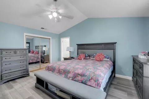 Bedroom - 2809 Fleming Ct, Modesto, CA 95356 photo 3 of 3