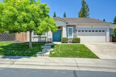 1010 Thompson Cir, Folsom, CA 95630