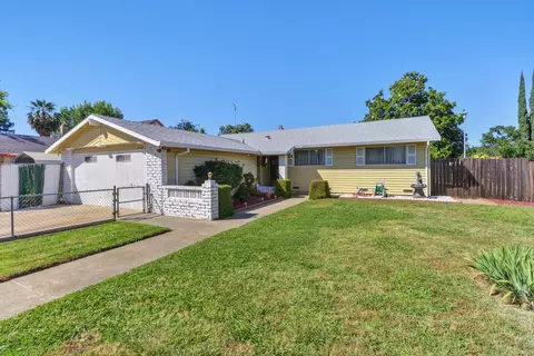 3142 Rosemont Dr, Sacramento, CA 95826