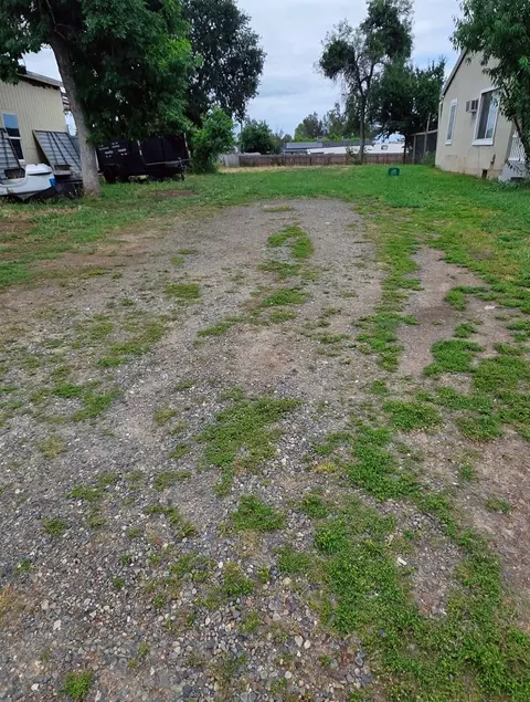 4791 Olivehurst Ave, Olivehurst, CA 95961 photo 2