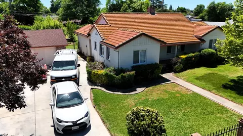 2076 20th Ave, Sacramento, CA 95822