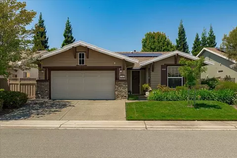 386 Snapdragon Ln, Lincoln, CA 95648