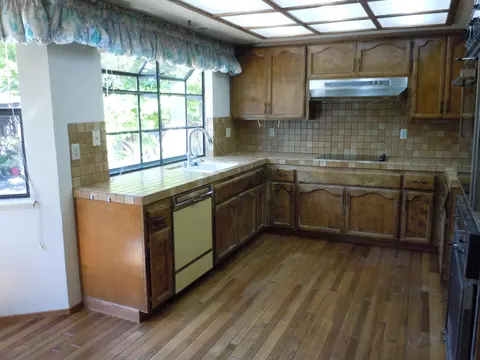 Kitchen - 642 Aberdeen Way, Milpitas, CA 95035 photo 1 of 4