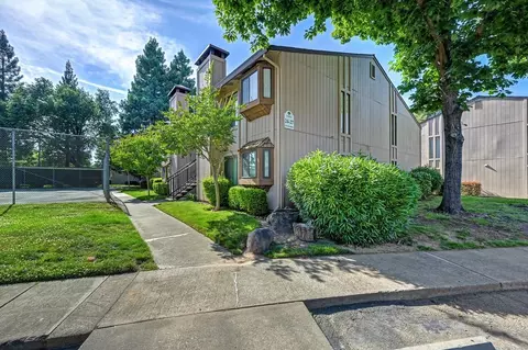 5333 Primrose Dr #26B, Fair Oaks, CA 95628