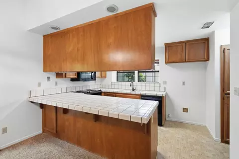 Kitchen - 6400 Solitary Ln #C, Carmichael, CA 95608 photo 6 of 6