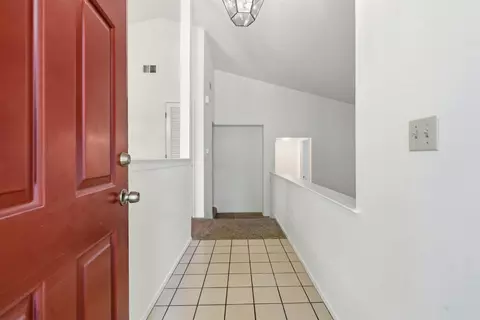 Entry Way - 6400 Solitary Ln #C, Carmichael, CA 95608 photo 1 of 2