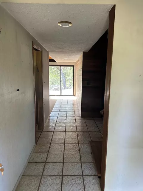 Entry Way - 4961 Cedar Ravine Rd, Placerville, CA 95667 photo 1 of 4