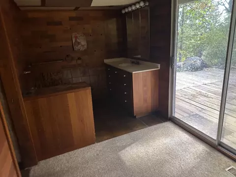 Bath - 4961 Cedar Ravine Rd, Placerville, CA 95667 photo 2 of 3