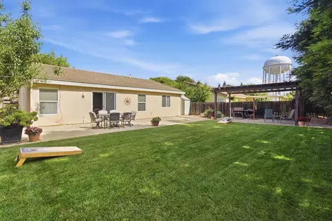 Exterior - 10909 Wethersfield Dr, Mather, CA 95655 photo 10 of 10