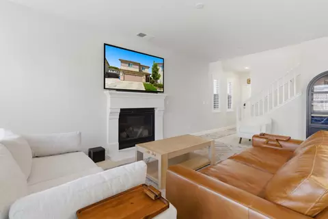 Living - 3148 Landmark Cir, Modesto, CA 95356 photo 2 of 2