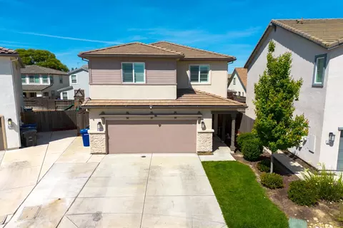 Exterior - 3148 Landmark Cir, Modesto, CA 95356 photo 8 of 9