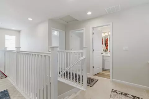 Entry Way - 3148 Landmark Cir, Modesto, CA 95356 photo 4 of 6