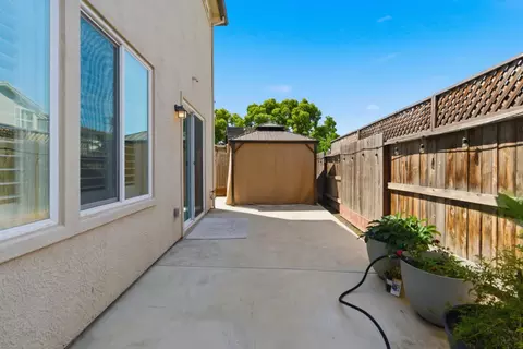 Exterior - 3148 Landmark Cir, Modesto, CA 95356 photo 5 of 9