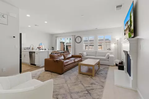 Living - 3148 Landmark Cir, Modesto, CA 95356 photo 1 of 2