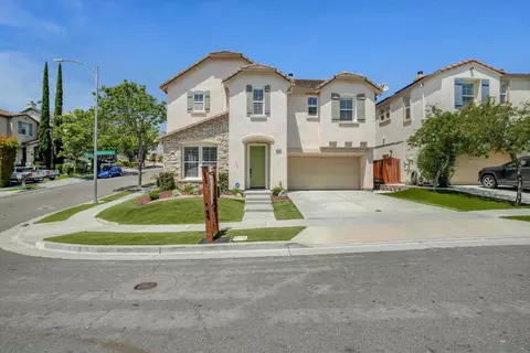 725 Canoas Creek Cir, San Jose, CA 95136