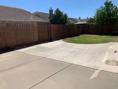 Exterior - 3532 Lauding Way, Modesto, CA 95355 photo 4 of 4