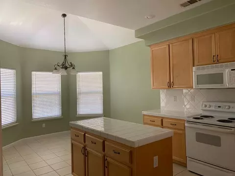 Kitchen - 3532 Lauding Way, Modesto, CA 95355 photo 2 of 3