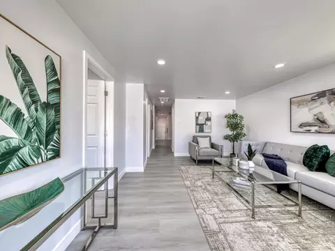 Entry Way - 33603 3rd St, Union City, CA 94587 photo 1 of 1