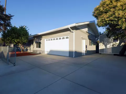Exterior - 33603 3rd St, Union City, CA 94587 photo 4 of 5