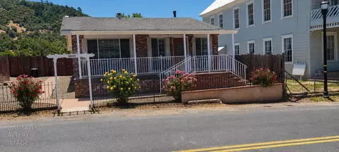 5032 Main St, Coulterville, CA 95311