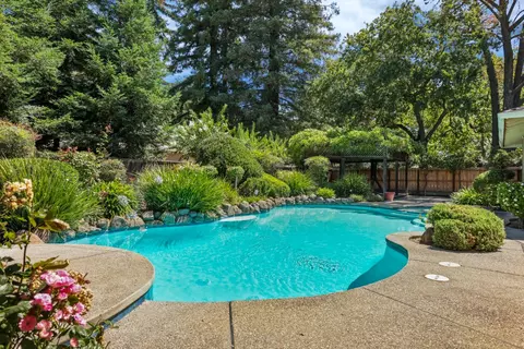 8465 Meath Dr, Stockton, CA 95212