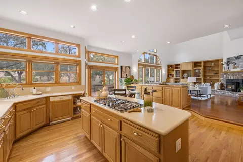 Kitchen - 2565 Stagecoach Rd, Placerville, CA 95667 photo 2 of 2
