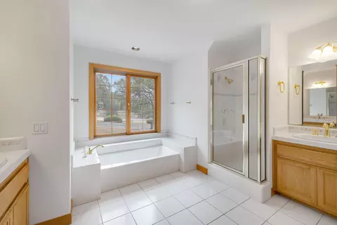 Bath - 2565 Stagecoach Rd, Placerville, CA 95667 photo 2 of 4